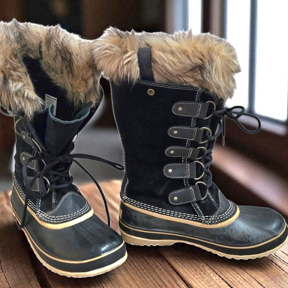 Sorel Joan of Arctic Black Suede Snowboots Faux Fur Lined Lumberjill Outdoors - Picture 1 of 15